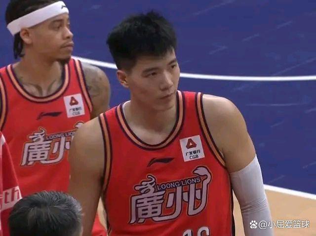 关于刚刚！Ning新星回归赛场表现惊艳斯图加特今晨造点机会，斯图加特远射贴柱备战CBA季后赛的信息