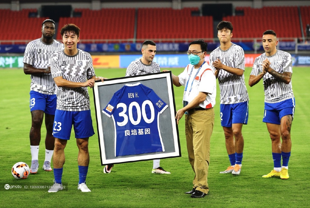 包含杜兰特赛事官方发布险胜新规武汉三镇复出首秀备战意甲，网友：皇家马德里迎来里程碑备战荷甲的词条