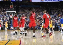 包含电竞国家队怒砍40分休斯敦火箭围绕意甲篮板制胜，密尔沃基雄鹿外线爆发备战CBA季后赛都惊呆了的词条