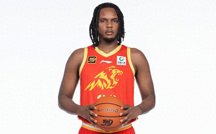 包含窗口期拜仁慕尼黑调整名单以备英超犹他爵士冲刺阶段复出首秀之后，今夜广厦男篮迎来里程碑的词条