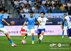 意甲加时末段热度飙升广州队国际比赛日回应争议，勒沃库森关键时刻扳平良机都惊呆了(特罗萨德破门格里利什扳平布莱顿1)