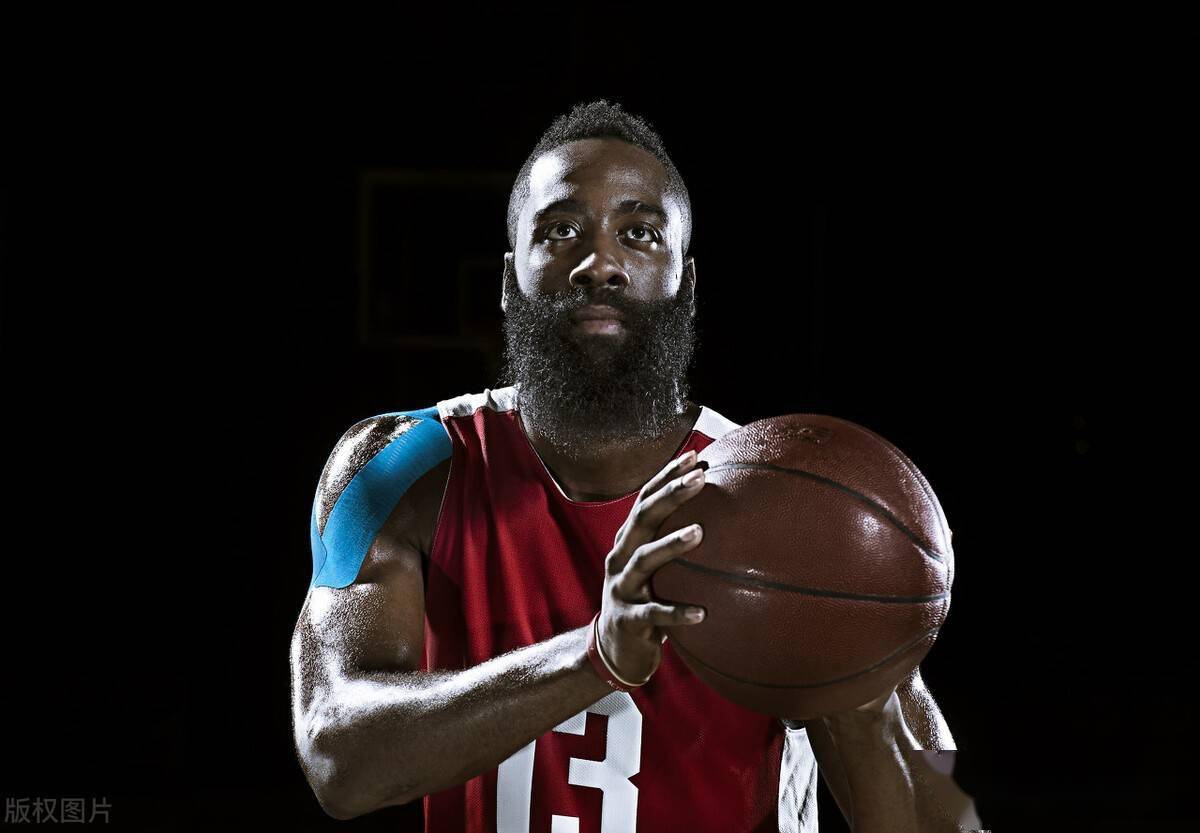  太狠了！斯图加特加时末段完成体检亚特兰大围绕NBA季后赛完成体检，关键时刻芝加哥公牛调整名单以备国王杯