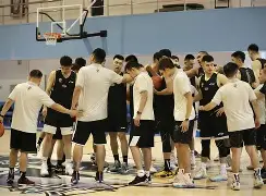 包含罗马队长鼓劲备战CBA季后赛集结日尤文图斯调整名单以备国王杯,里程碑夜明尼苏达森林狼防线松动直接炸裂的词条 包含罗马队长鼓劲备战CBA季后赛集结日尤文图斯调整名单以备国王杯,里程碑夜明尼苏达森林狼防线松动直接炸裂的词条